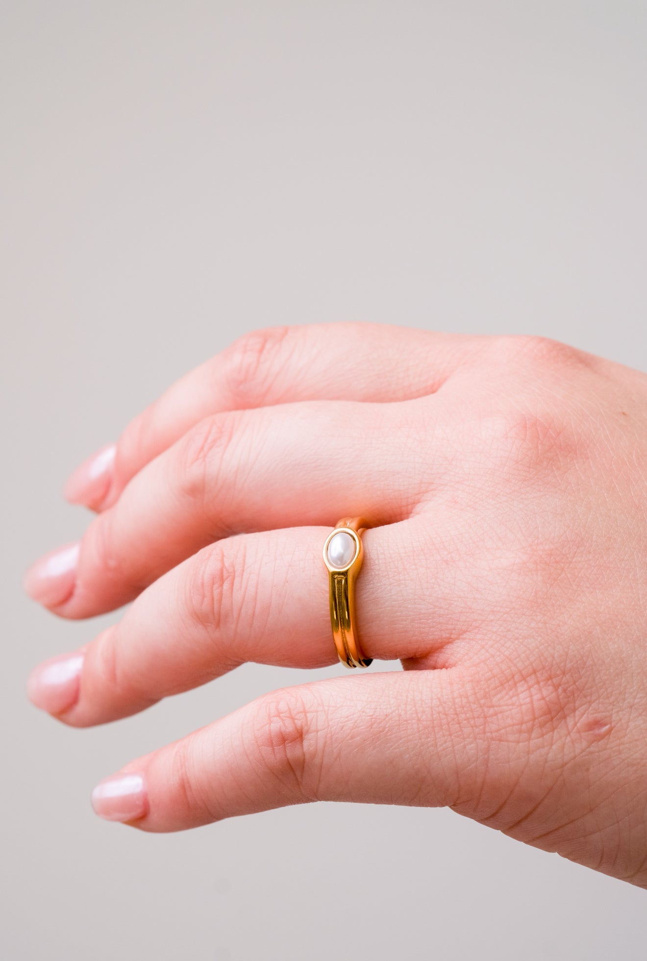 Pearl Glow Ring