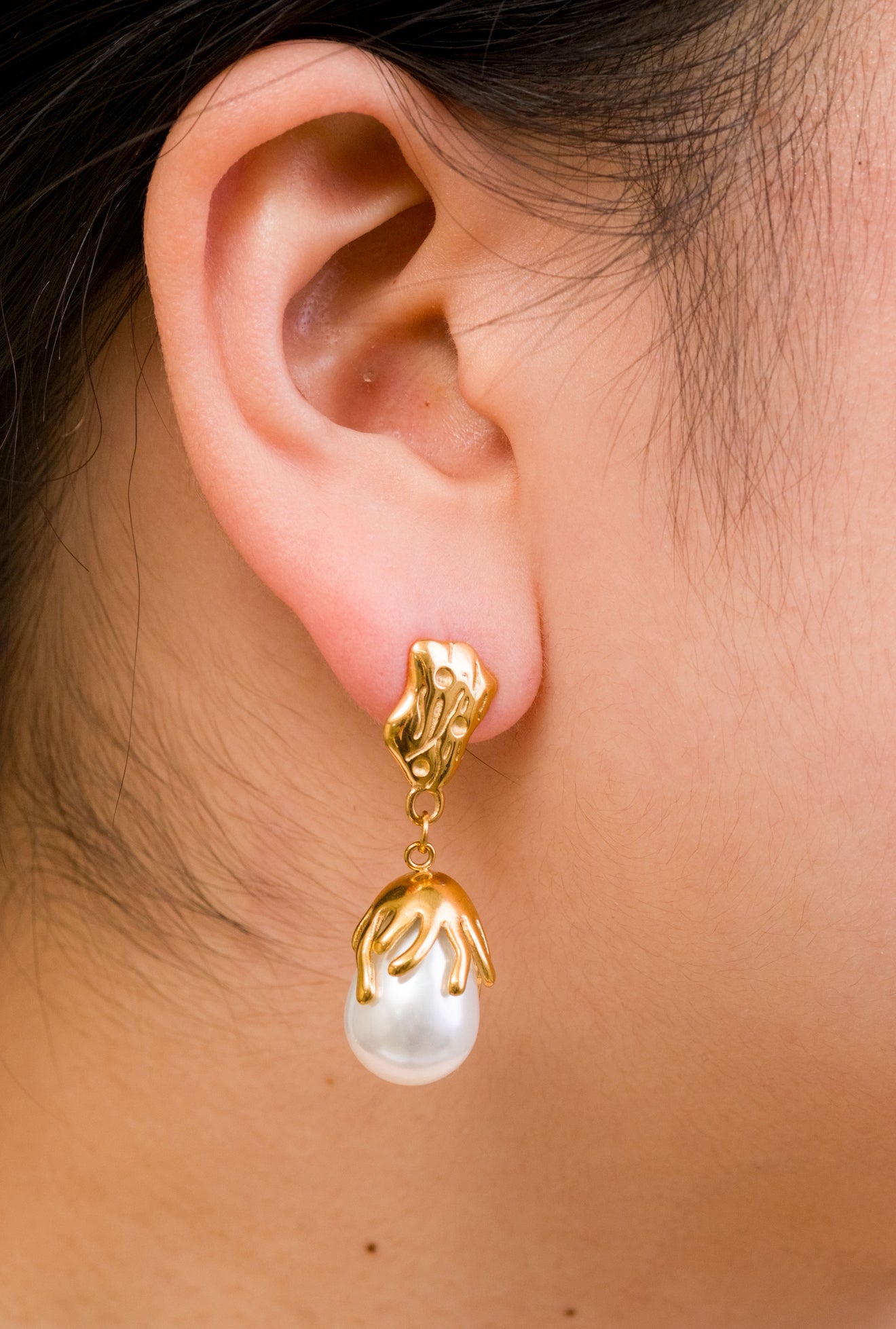 Aimiee Pearl Earrings