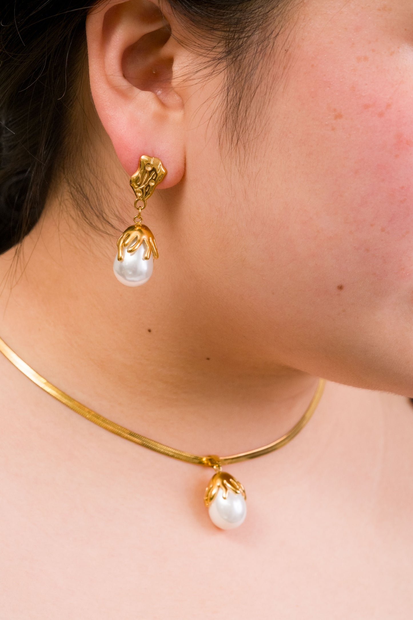 Aimee Pearl Necklace