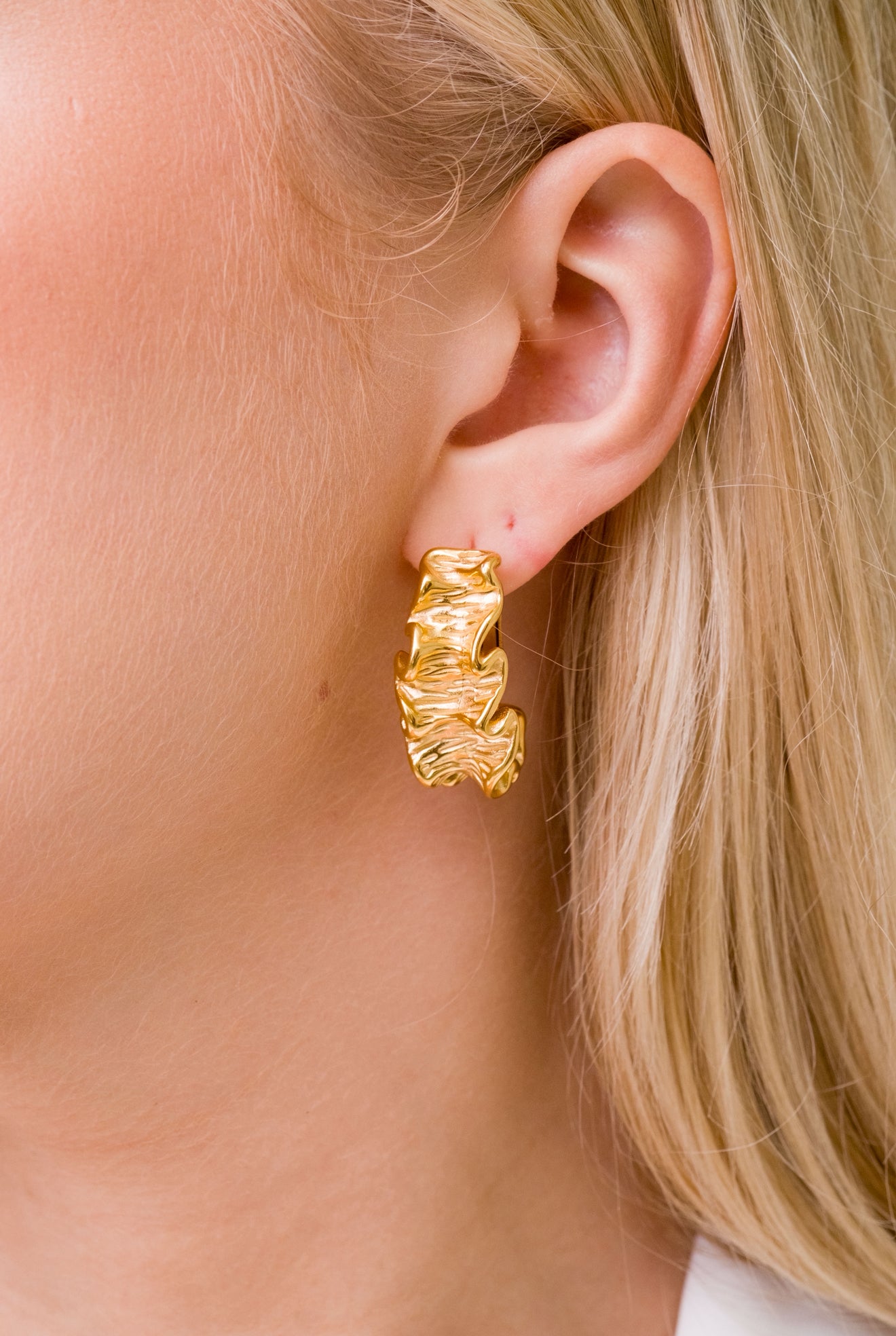 Golden Wave Hoops