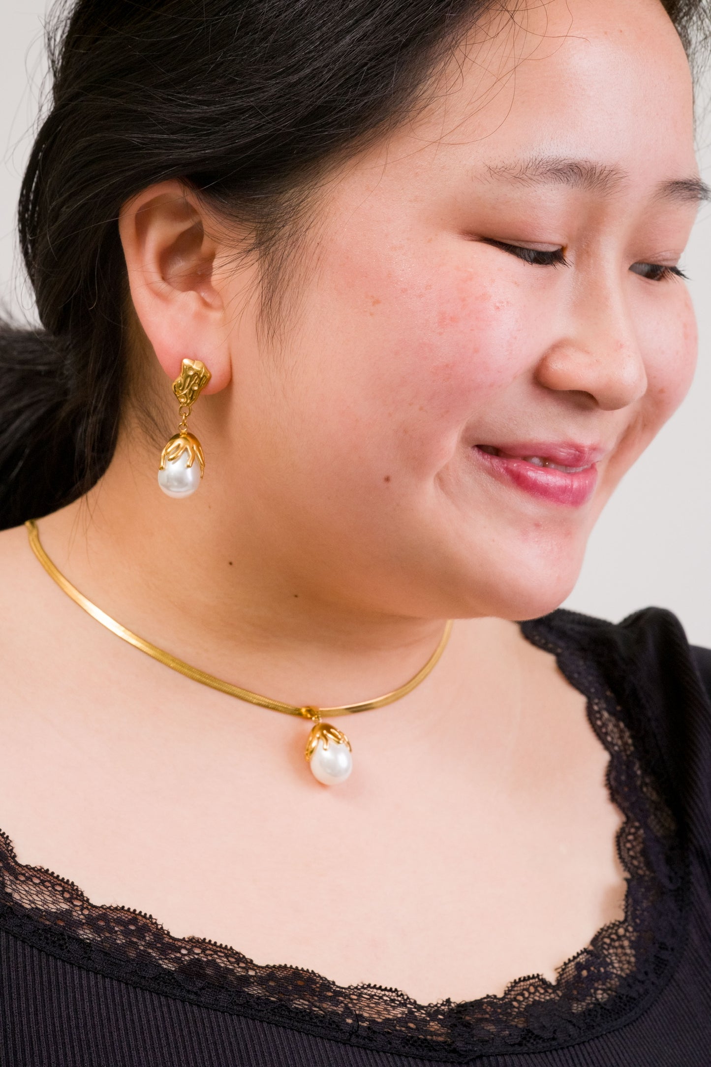 Aimee Pearl Necklace